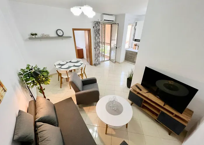 Apartment U Slaviku Golem (Tirana)